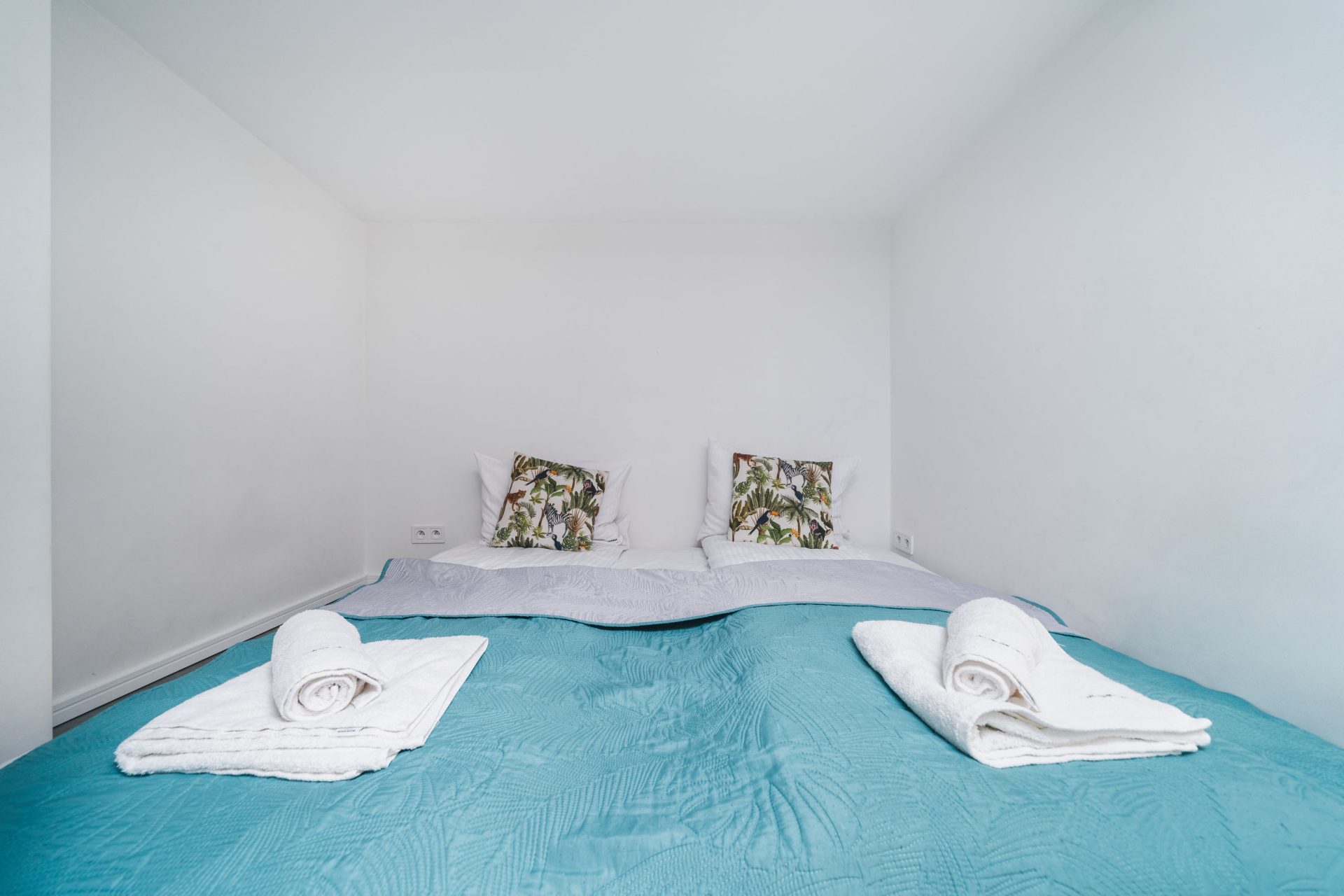 Ice Apartments 28B